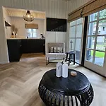 度假居 Casa Do Cervo, Boshof 6 Luxe Met Overdekt Terras 埃尔默洛